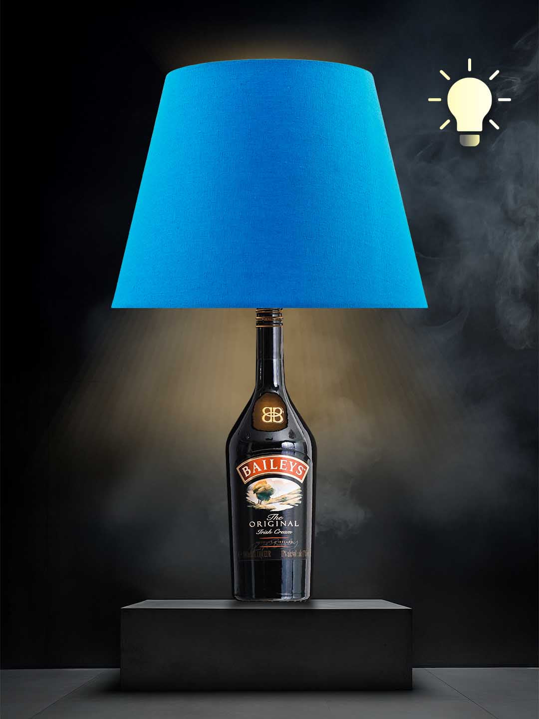 Lampe aus einer Baileys-Flasche → warmweiß, Blau
