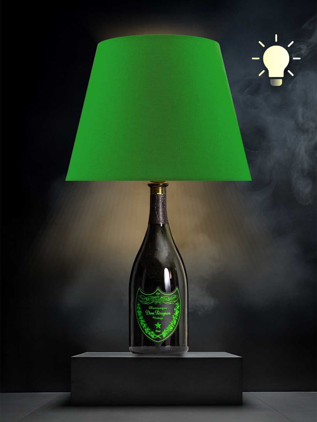Lampe aus einer Dom Perignon Luminous Grün Flasche → Grün, warmweiß