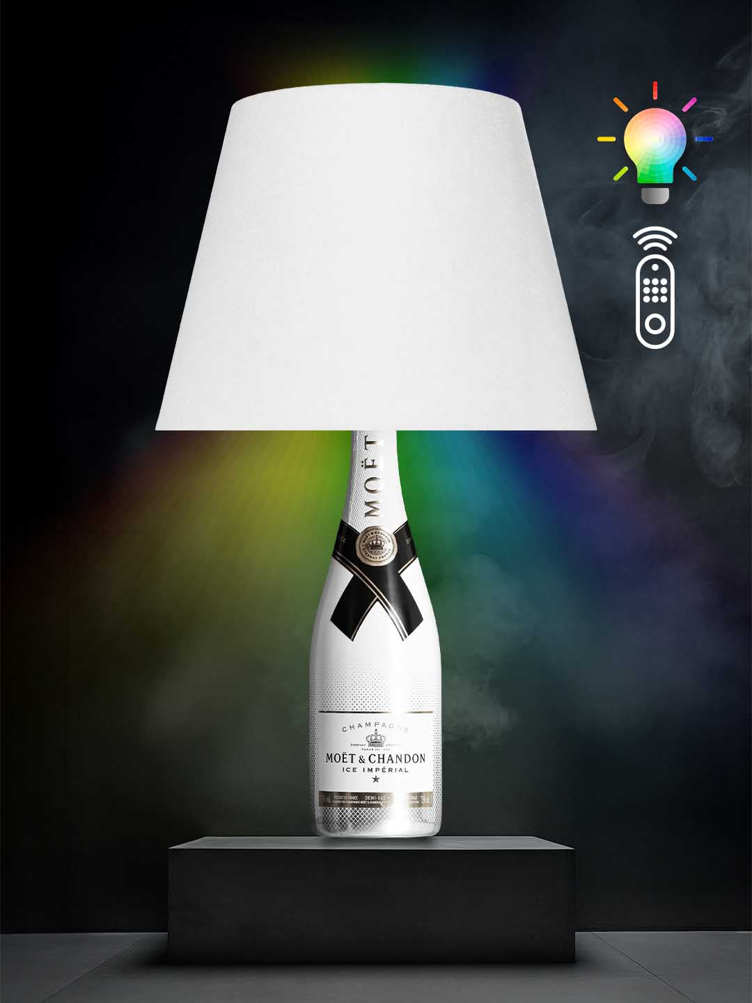 Moet Tischlampe (Weiß, RGB)