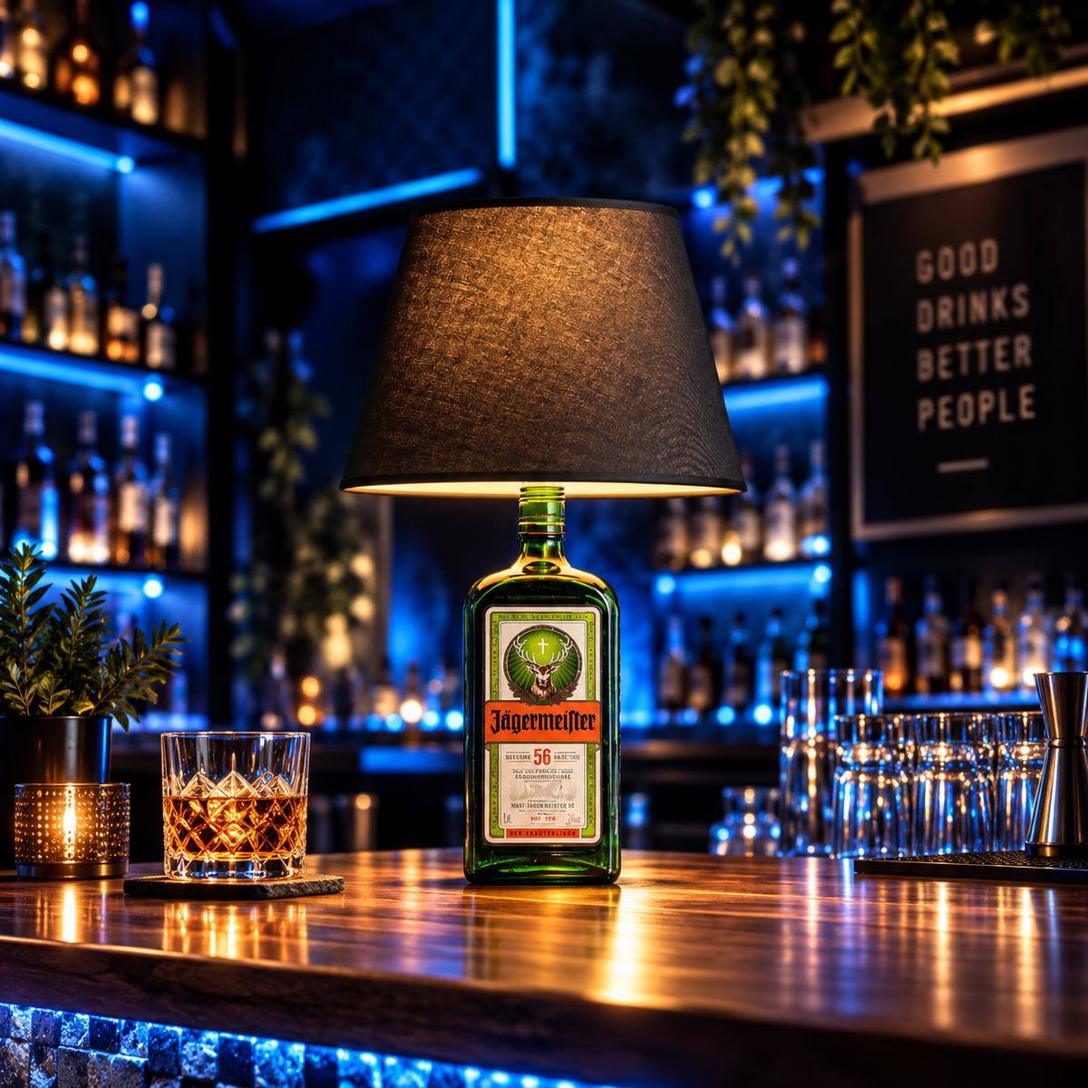 Waidmann Flaschenlampe – auf einer Bar