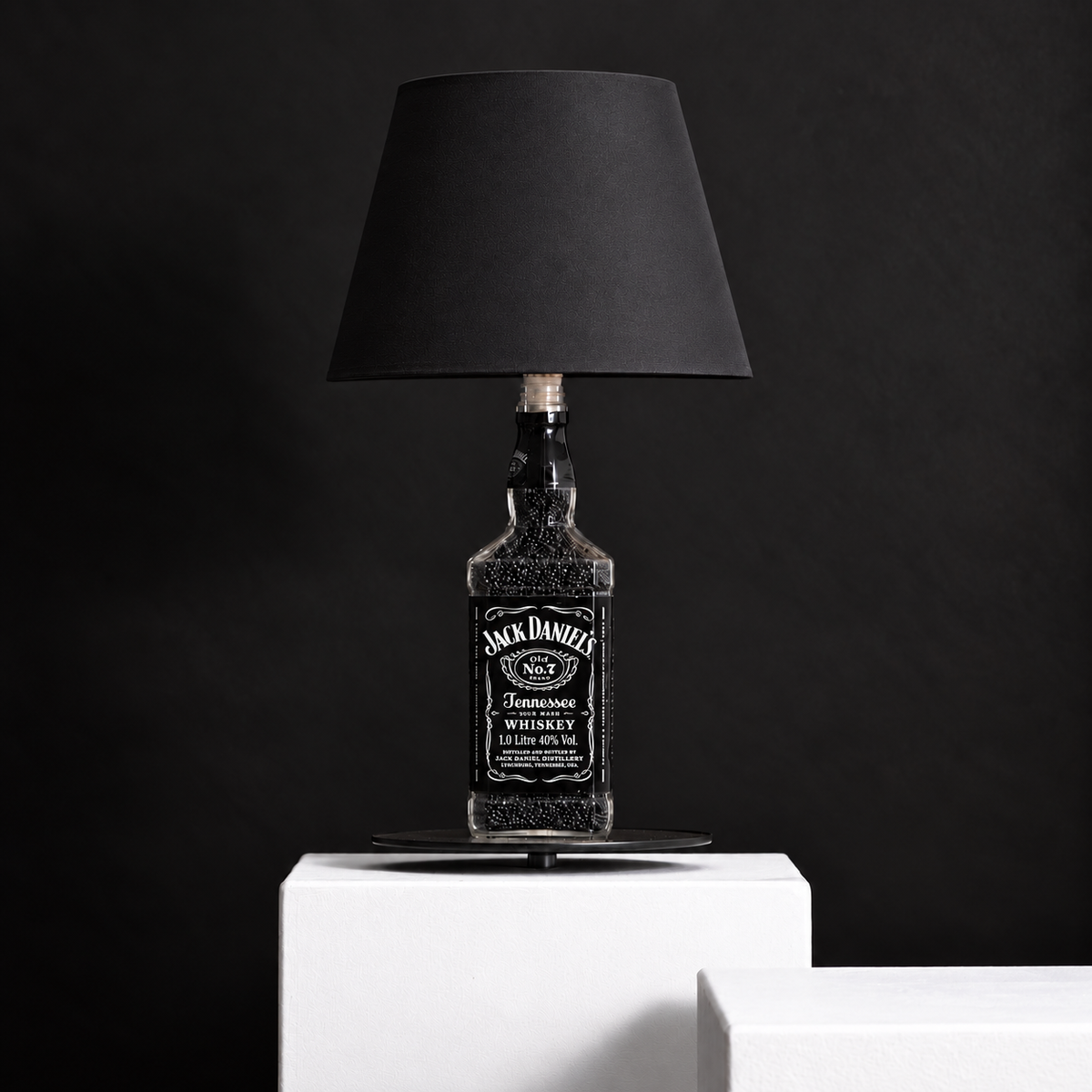 Captain Jack Flaschenlampe – mit schwarzem Lampenschirm