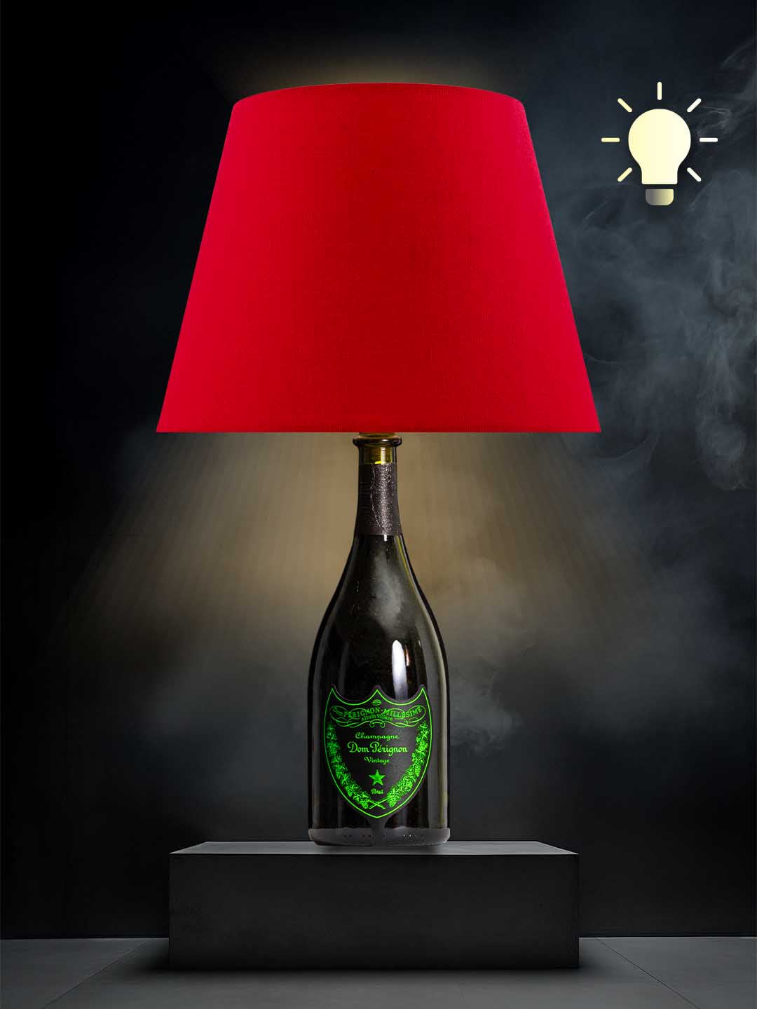 Lampe aus einer Dom Perignon Luminous Grün Flasche → Rot, warmweiß